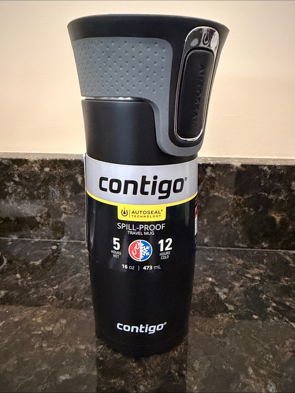 Contigo Black Travel Mug w/Autoseal Lid *NEW*